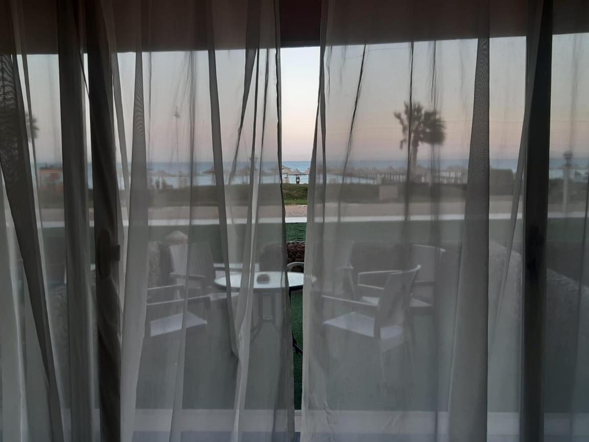 Seaview Chalets In Porto South Beach - Families Only Айн Сохна Екстериор снимка