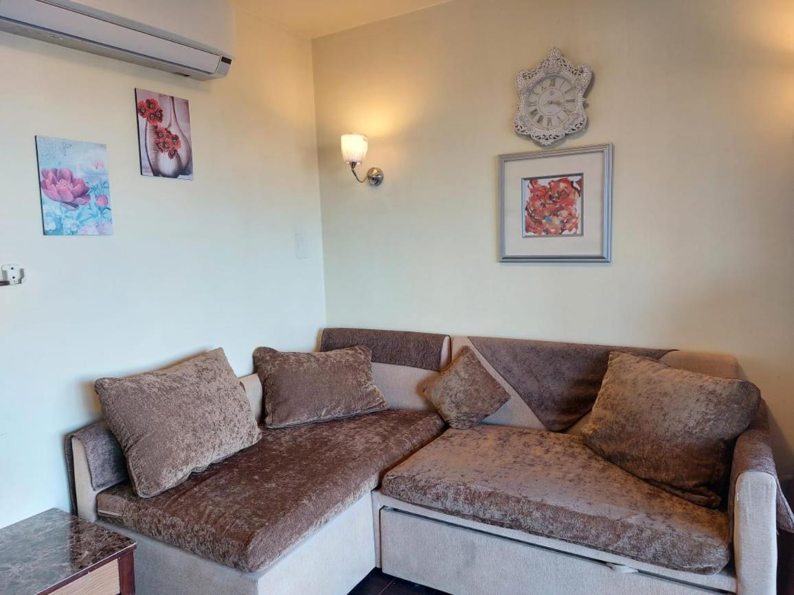 Seaview Chalets In Porto South Beach - Families Only Айн Сохна Екстериор снимка
